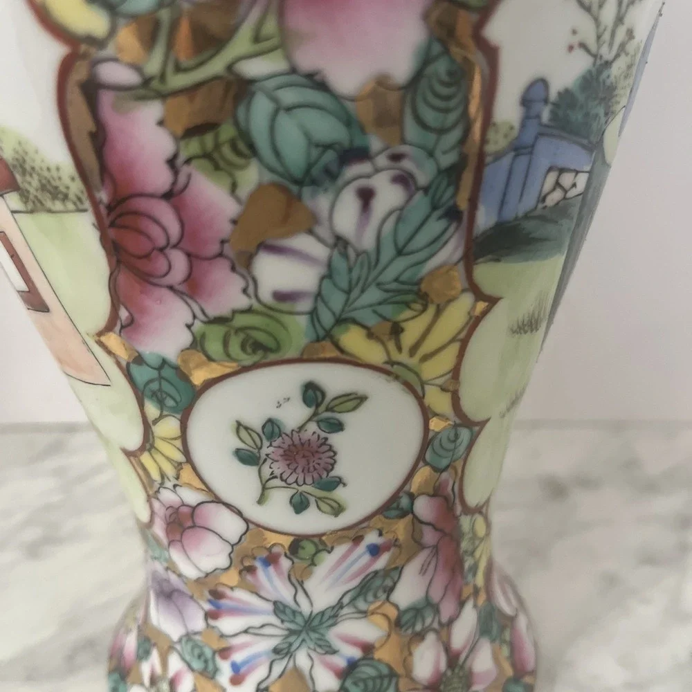 Vintage‎ Asian Porcelain Vase Floral Scene Figures Gold Trim Large